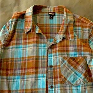 Patagonia long sleeved cotton shirt